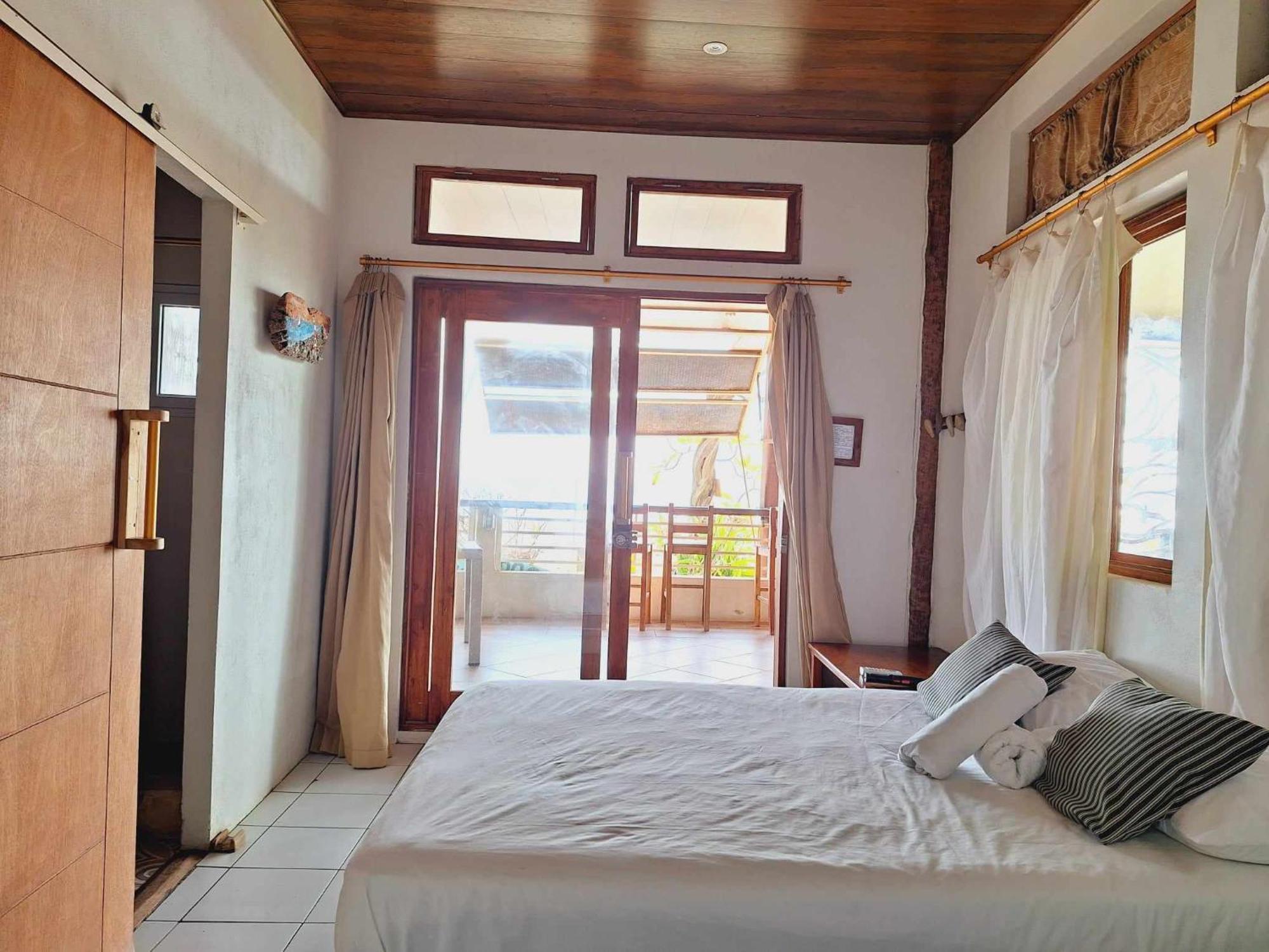 Sirena Surf Lodge Miramar Nicaragua Extérieur photo